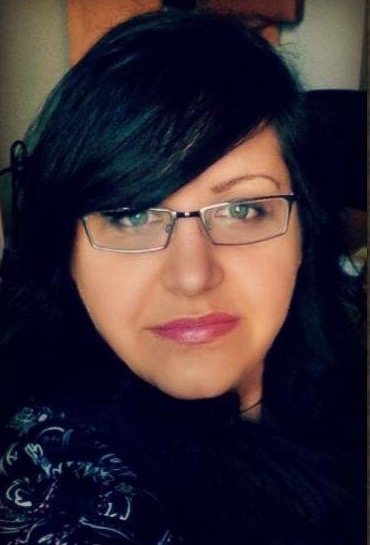 Laura Mroz